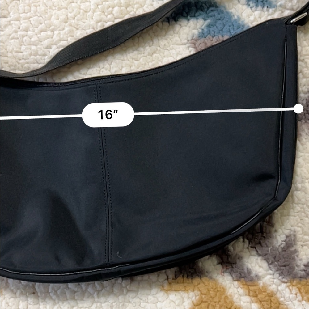 Large Black Sling Shoulder Bag - Picture 6 of 8